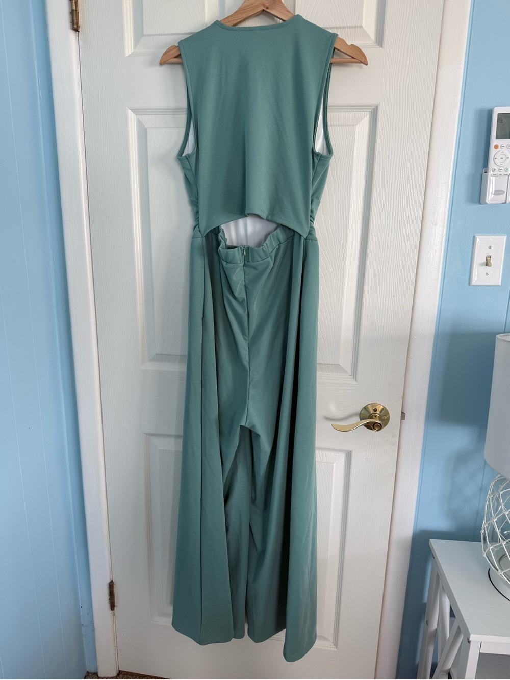 Halara V Neck Sleeveless Ruched Pocket Jumpsuit-Easy Peezy Oil Blue NEW M - Picture 7 of 7